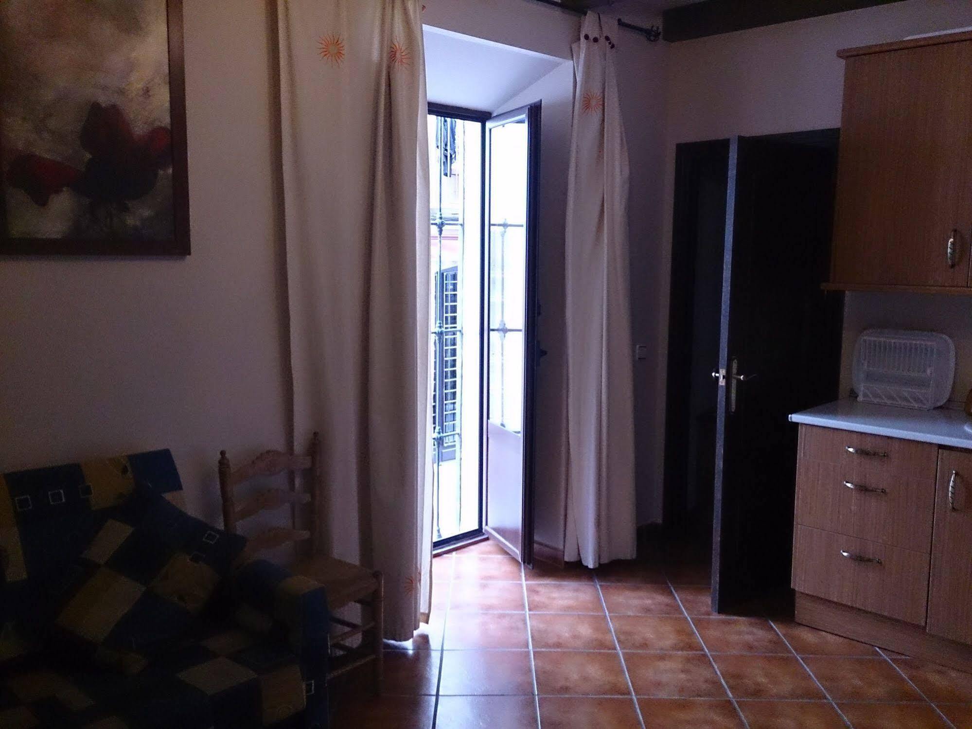 Turisticos Delgado Apartment *